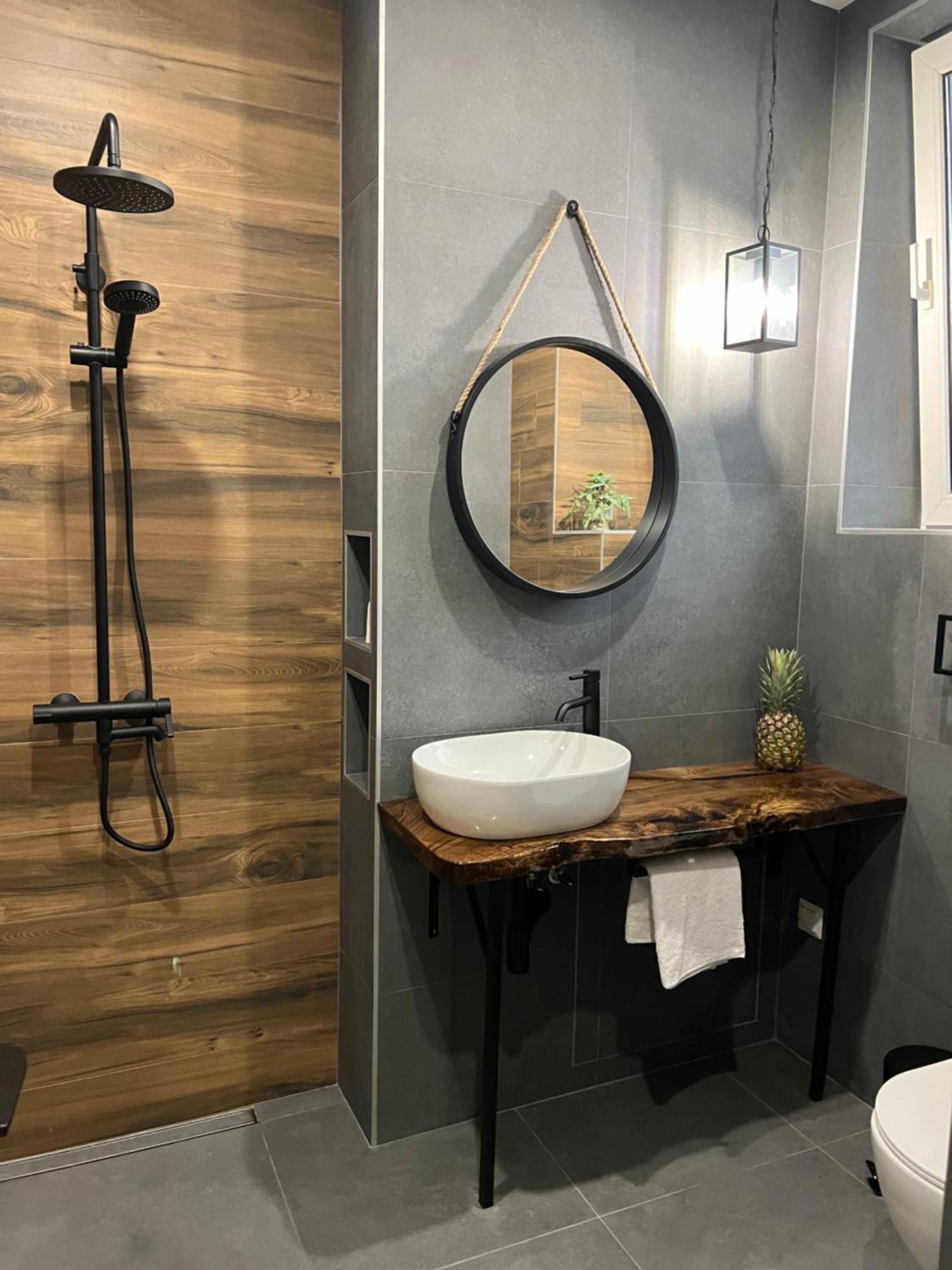 Vibes Apartemen Sofia